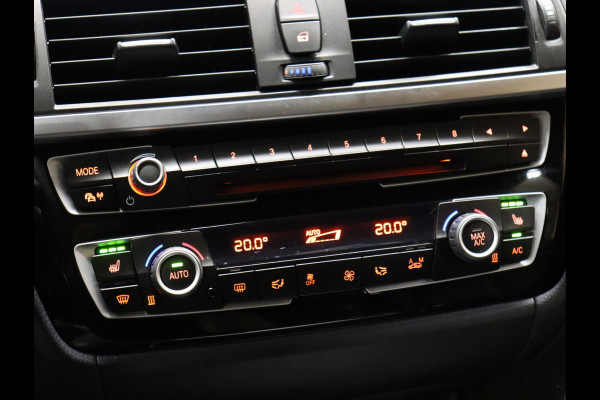 BMW 3 Serie Touring 318i M Sport [SCHUIFKANTELDAK, STOELVERWARMING, CRUISE CONTROL, ELEKTRISCHE ACHTERKLEP,  PDC ACHTER, VOL LEDER, M- STUUR, LED, NAVIGATIE, NIEUWSTAAT]