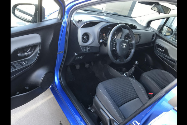 Toyota Yaris 1.5 VVT-i Dynamic Navi Camera