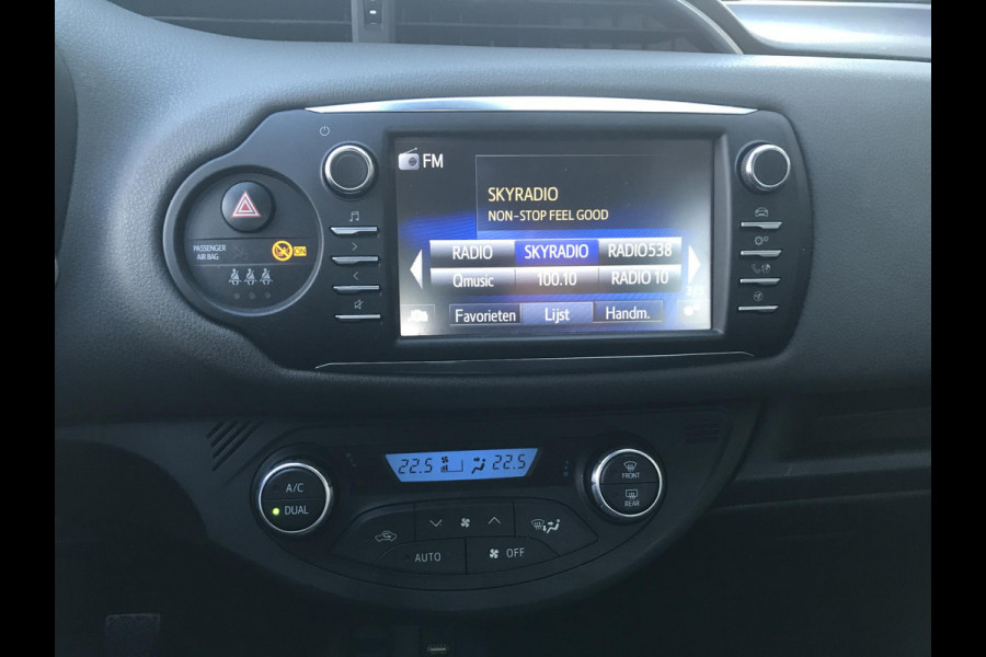Toyota Yaris 1.5 VVT-i Dynamic Navi Camera