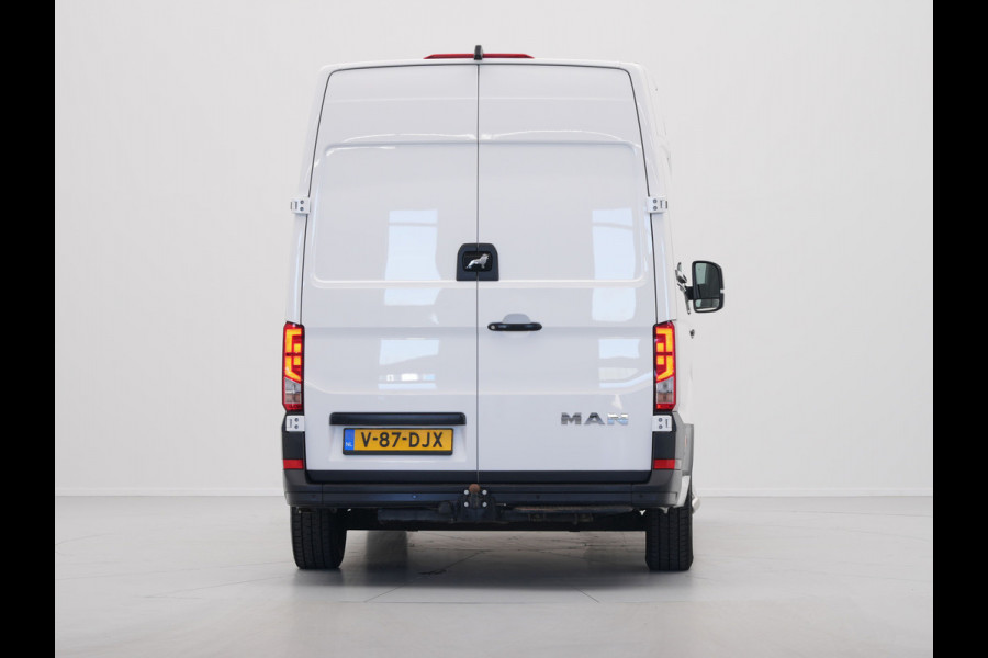MAN TGE 35 2.0 140pk DSG Standaard Hoog Navigatie Camera Trekhaak Cruise