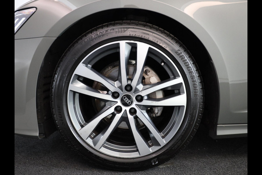 Audi A6 Avant 40 TFSI S edition Competition 204 pk | Verlengde garantie | Navigatie | Panoramadak | Parkeersensoren | Achteruitrijcamera | Stoelverwarming | S-Line |