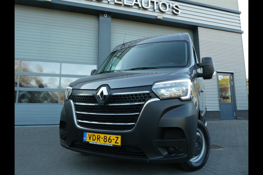 Renault Master T35 2.3 dCi 135 L2H2 airco , navigatie , camera