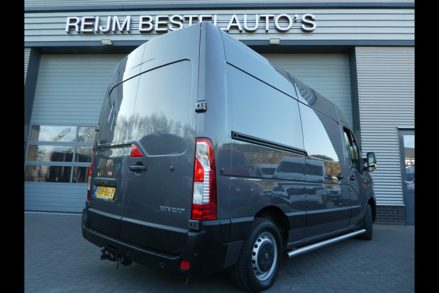 Renault Master T35 2.3 dCi 135 L2H2 airco , navigatie , camera