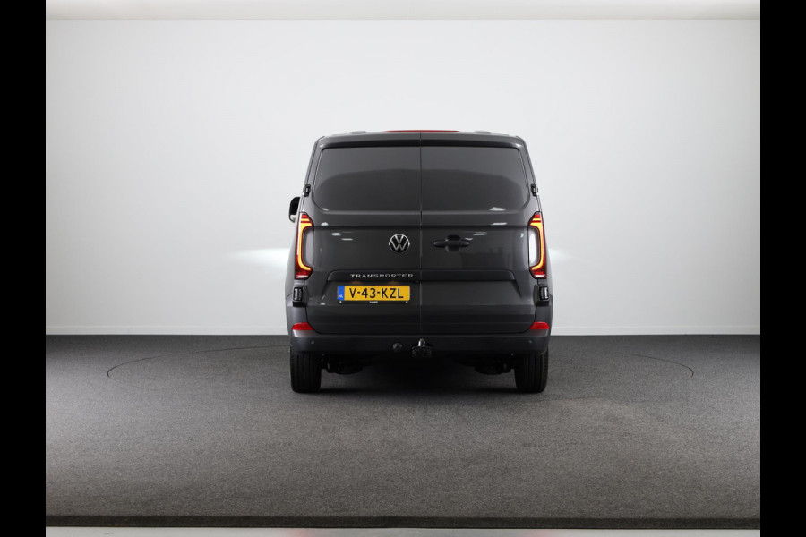 Volkswagen Transporter 2.0 TDI L2H1 30 PanAmericana 150pk automaat BPM VRIJ!! 12-2024 met Acc. pakket