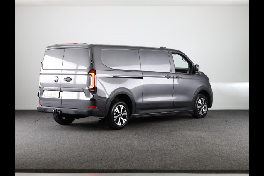 Volkswagen Transporter 2.0 TDI L2H1 30 PanAmericana 150pk automaat BPM VRIJ!! 12-2024 met Acc. pakket