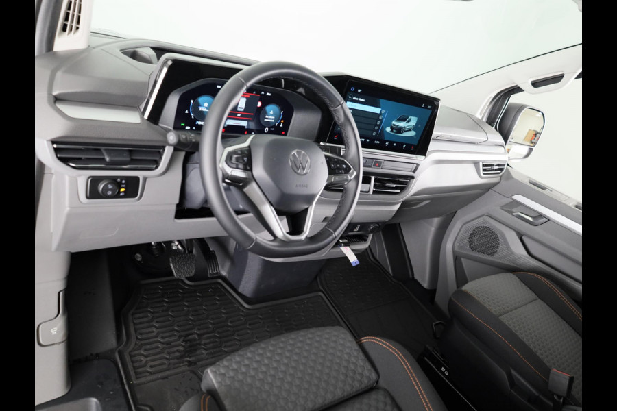 Volkswagen Transporter 2.0 TDI L2H1 30 PanAmericana 150pk automaat BPM VRIJ!! 12-2024 met Acc. pakket