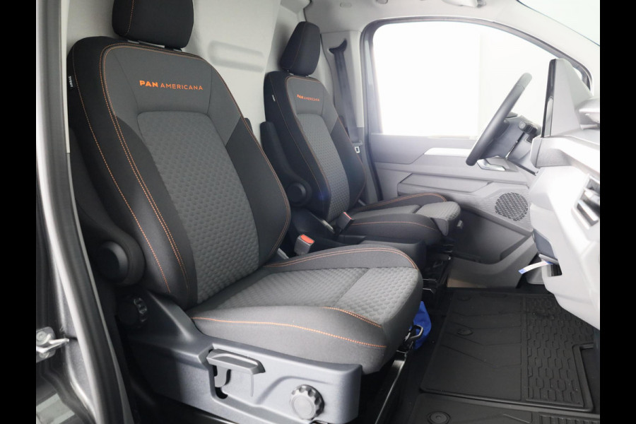 Volkswagen Transporter 2.0 TDI L2H1 30 PanAmericana 150pk automaat BPM VRIJ!! 12-2024 met Acc. pakket