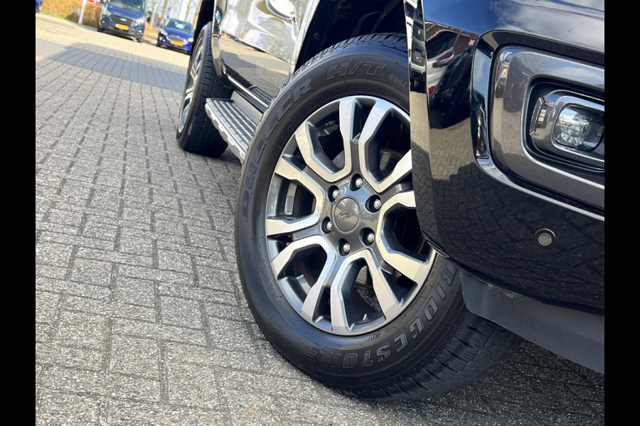 Ford Ranger 3.2 TDCi Wildtrak Supercab ZUID | Trekhaak | 3.500 kg geremd trekgewicht | Adaptive cruise control | Stoelverwarming | Achteruitrijcamera |