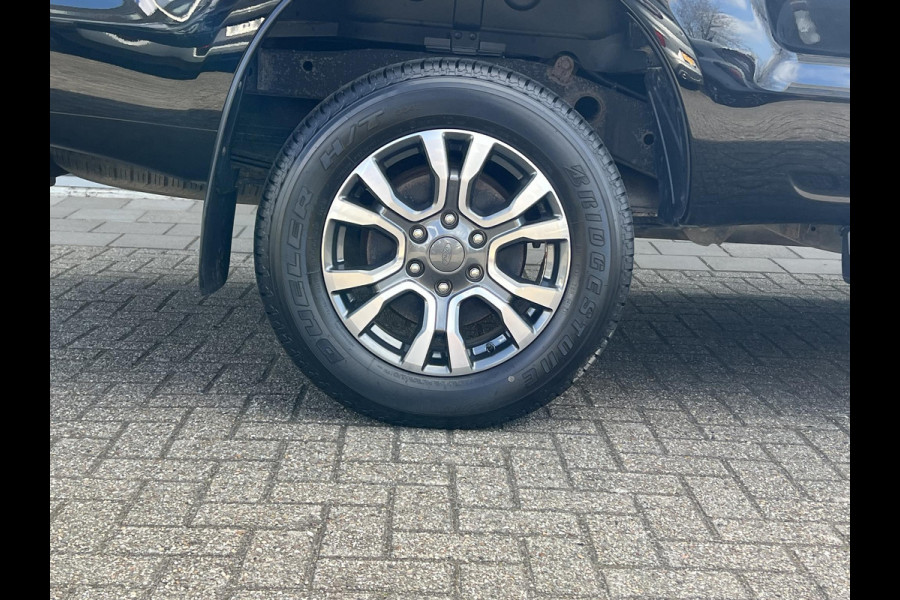 Ford Ranger 3.2 TDCi Wildtrak Supercab ZUID | Trekhaak | 3.500 kg geremd trekgewicht | Adaptive cruise control | Stoelverwarming | Achteruitrijcamera |