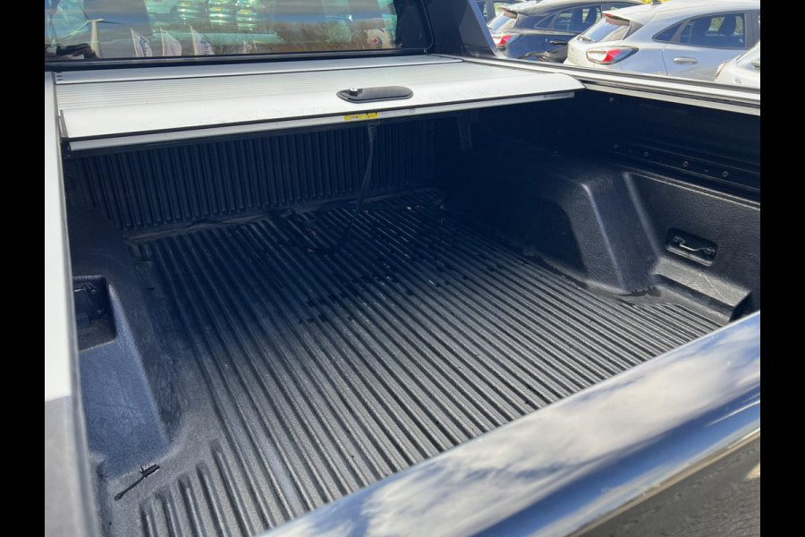 Ford Ranger 3.2 TDCi Wildtrak Supercab ZUID | Trekhaak | 3.500 kg geremd trekgewicht | Adaptive cruise control | Stoelverwarming | Achteruitrijcamera |
