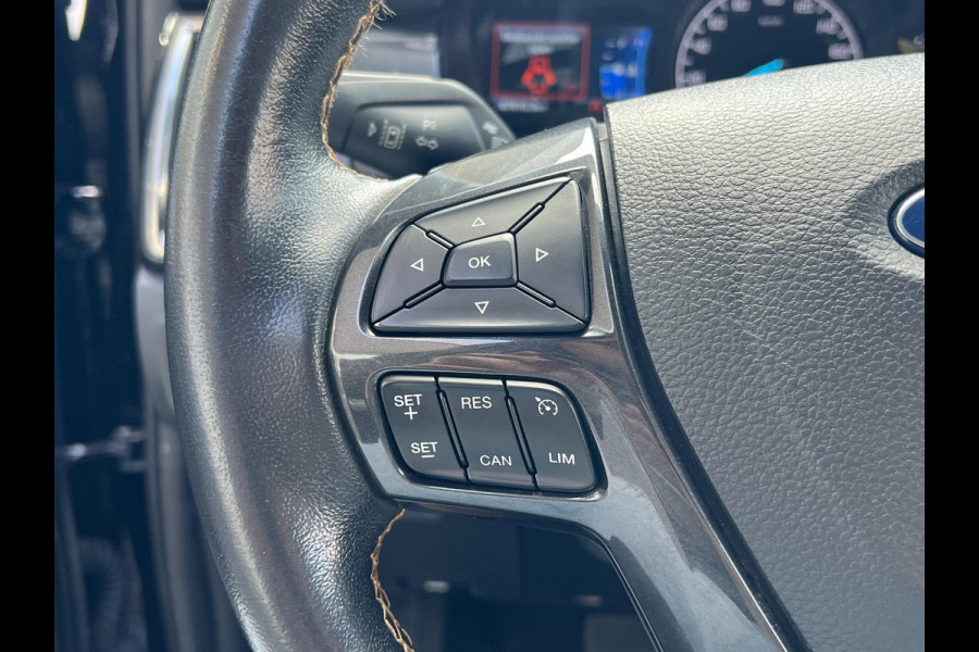 Ford Ranger 3.2 TDCi Wildtrak Supercab ZUID | Trekhaak | 3.500 kg geremd trekgewicht | Adaptive cruise control | Stoelverwarming | Achteruitrijcamera |