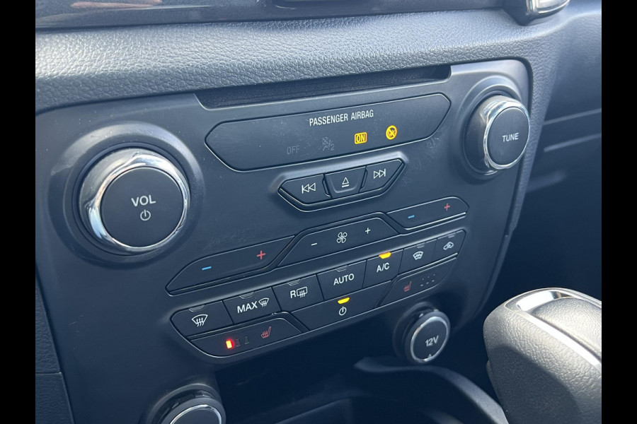 Ford Ranger 3.2 TDCi Wildtrak Supercab ZUID | Trekhaak | 3.500 kg geremd trekgewicht | Adaptive cruise control | Stoelverwarming | Achteruitrijcamera |