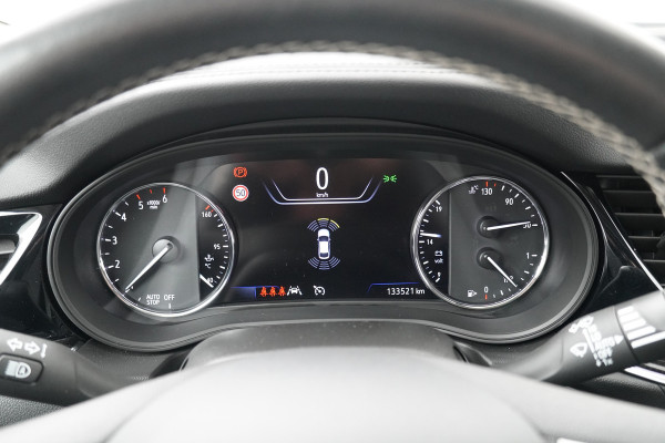 Opel Insignia Sports Tourer BWJ 2021 1.5 CDTI 123 PK Business Elegance | NWE APK TREKHAAK  / SPORTSTOELEN / CAMERA / CARPLAY / NAVI / CLIMA / CRUISE / HALF LEDER / KEYLESS / CAMERA / ELEK.  ACHTERKLEP / DODE HOEK DETECTIE / LMV 18 INCH / LED