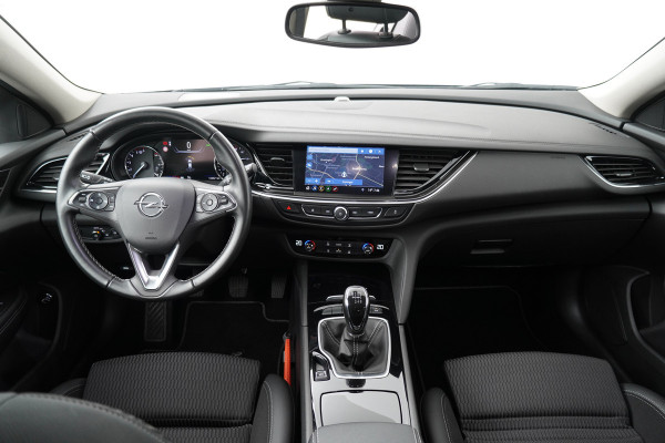 Opel Insignia Sports Tourer BWJ 2021 1.5 CDTI 123 PK Business Elegance | NWE APK TREKHAAK  / SPORTSTOELEN / CAMERA / CARPLAY / NAVI / CLIMA / CRUISE / HALF LEDER / KEYLESS / CAMERA / ELEK.  ACHTERKLEP / DODE HOEK DETECTIE / LMV 18 INCH / LED