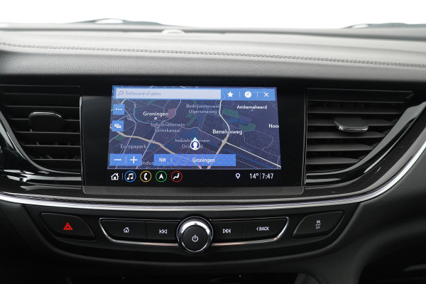 Opel Insignia Sports Tourer BWJ 2021 1.5 CDTI 123 PK Business Elegance | NWE APK TREKHAAK  / SPORTSTOELEN / CAMERA / CARPLAY / NAVI / CLIMA / CRUISE / HALF LEDER / KEYLESS / CAMERA / ELEK.  ACHTERKLEP / DODE HOEK DETECTIE / LMV 18 INCH / LED
