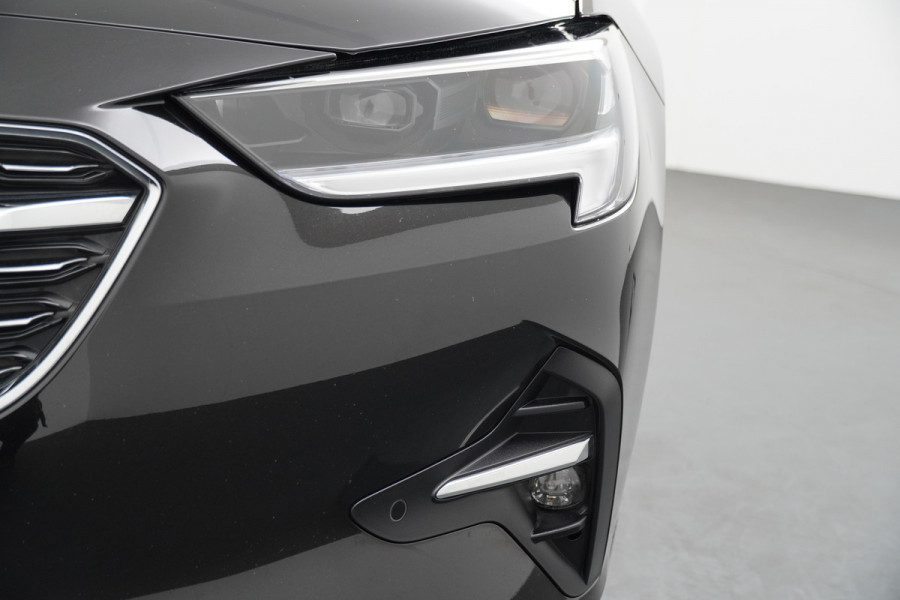Opel Insignia Sports Tourer BWJ 2021 1.5 CDTI 123 PK Business Elegance | NWE APK TREKHAAK  / SPORTSTOELEN / CAMERA / CARPLAY / NAVI / CLIMA / CRUISE / HALF LEDER / KEYLESS / CAMERA / ELEK.  ACHTERKLEP / DODE HOEK DETECTIE / LMV 18 INCH / LED