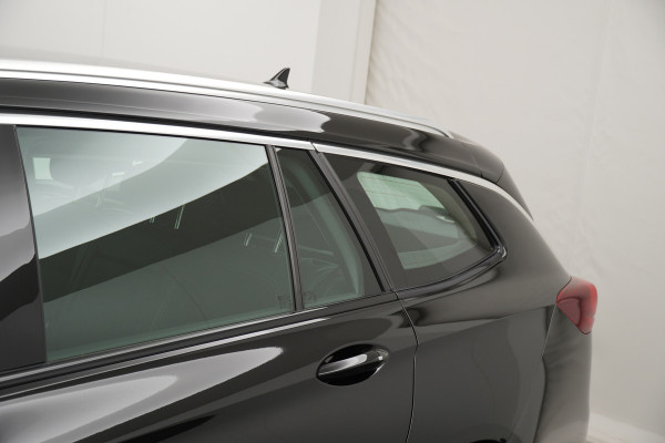 Opel Insignia Sports Tourer BWJ 2021 1.5 CDTI 123 PK Business Elegance | NWE APK TREKHAAK  / SPORTSTOELEN / CAMERA / CARPLAY / NAVI / CLIMA / CRUISE / HALF LEDER / KEYLESS / CAMERA / ELEK.  ACHTERKLEP / DODE HOEK DETECTIE / LMV 18 INCH / LED
