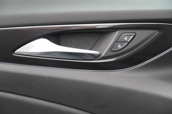 Opel Insignia Sports Tourer BWJ 2021 1.5 CDTI 123 PK Business Elegance | NWE APK TREKHAAK  / SPORTSTOELEN / CAMERA / CARPLAY / NAVI / CLIMA / CRUISE / HALF LEDER / KEYLESS / CAMERA / ELEK.  ACHTERKLEP / DODE HOEK DETECTIE / LMV 18 INCH / LED