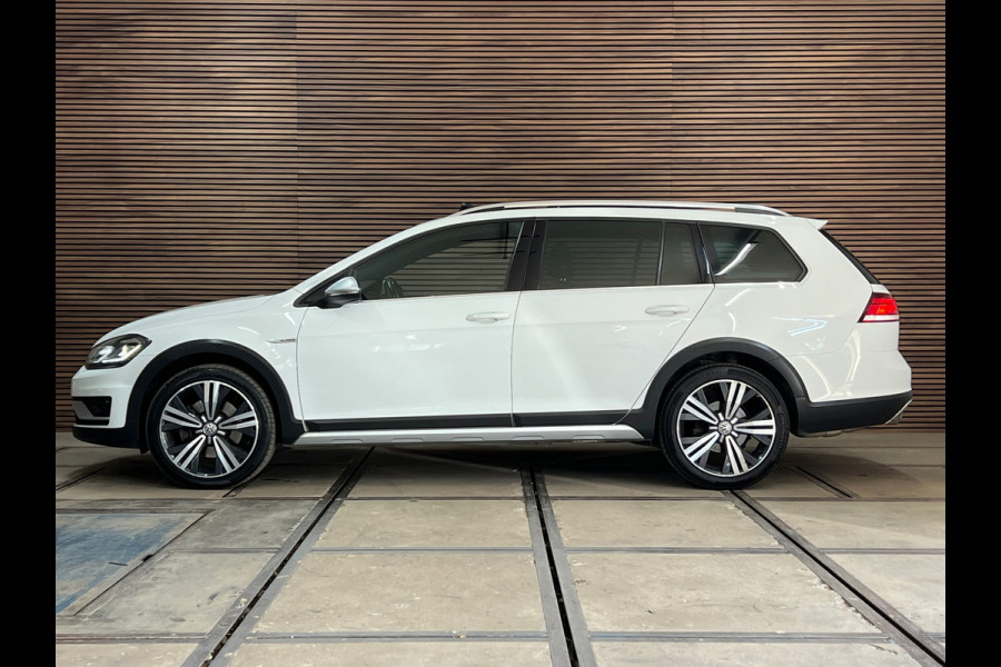 Volkswagen Golf Alltrack 1.8 TSI Alltrack 4Motion DSG | Uniek | Trekhaak | Pano