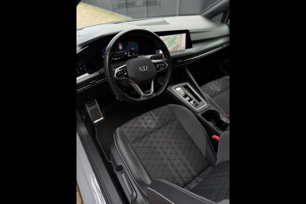 Volkswagen Golf 1.5 eTSI 3x R-Line Panorama Camera