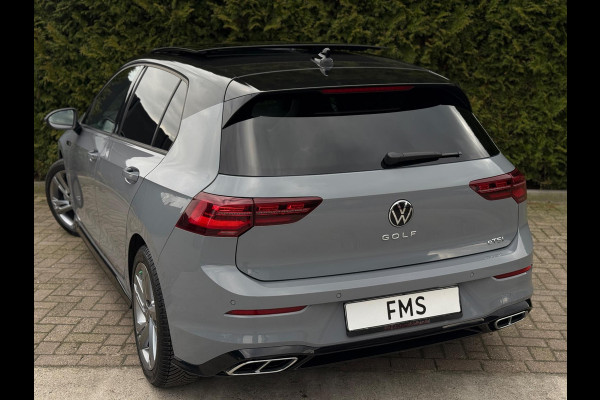 Volkswagen Golf 1.5 eTSI 3x R-Line Panorama Camera