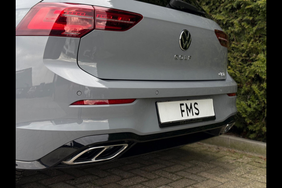 Volkswagen Golf 1.5 eTSI 3x R-Line Panorama Camera