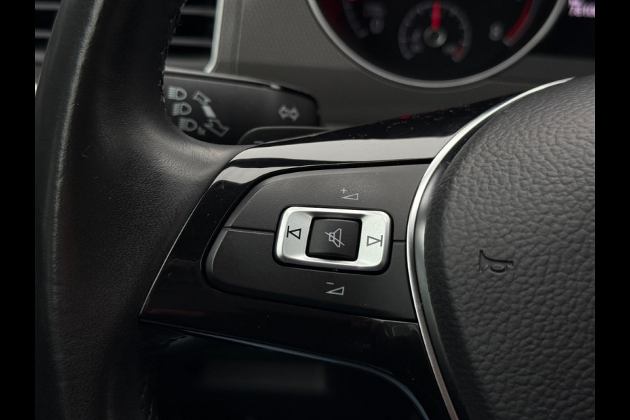 Volkswagen Golf Sportsvan 1.5 TSI ACT Highline Edition Navigatie