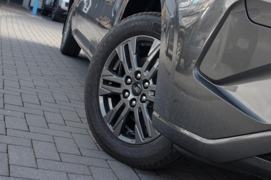 Ford E-Transit Cust. 320 L2H1 Limited 65 kWh 218pk | VOORRAAD | Inklapbare trekhaak | 17 inch lichtmetalen velgen (Carbonised Grey) | Driver Assistent Pack Premium | AGM accu | 3-fase laadkabel mode 3 32A, 10 meter | Centrale dubbele vergrendeling | Vehicle Integration System
