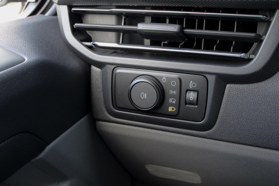 Ford E-Transit Cust. 320 L2H1 Limited 65 kWh 218pk | VOORRAAD | Inklapbare trekhaak | 17 inch lichtmetalen velgen (Carbonised Grey) | Driver Assistent Pack Premium | AGM accu | 3-fase laadkabel mode 3 32A, 10 meter | Centrale dubbele vergrendeling | Vehicle Integration System