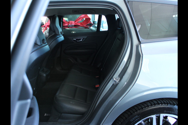 Volvo V60 2.0 B3 Business Pro 1E  EIG | LEDER | STUURWIEL VERW | STOELVERW | CARPLAY | CAMERA | TREKHAAK |
