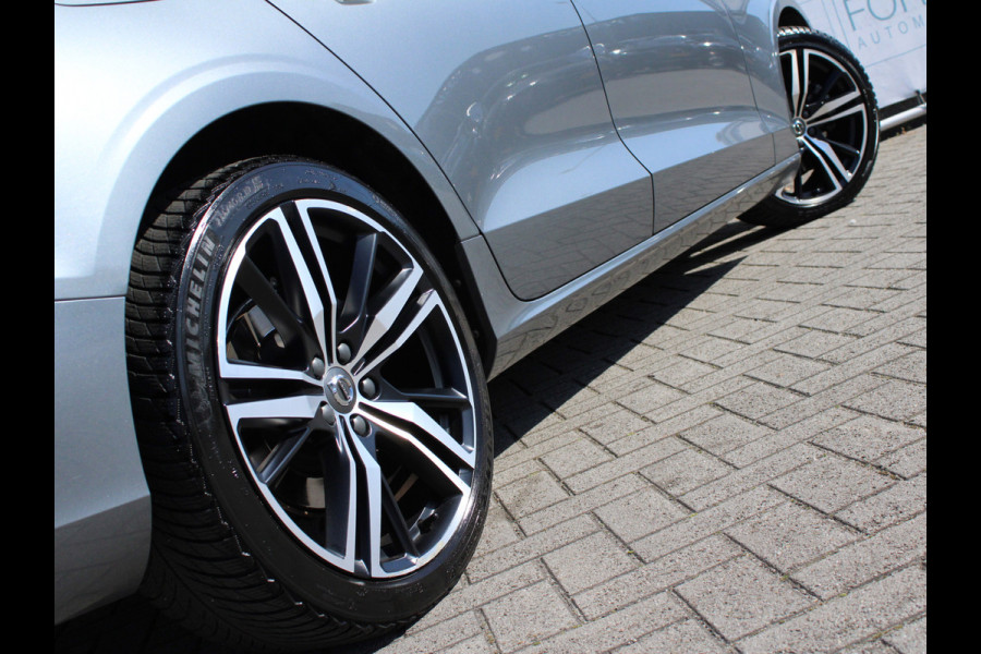Volvo V60 2.0 B3 Business Pro 1E  EIG | LEDER | STUURWIEL VERW | STOELVERW | CARPLAY | CAMERA | TREKHAAK |