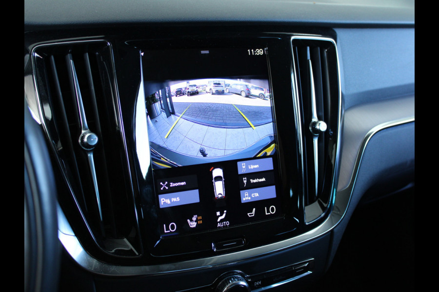 Volvo V60 2.0 B3 Business Pro 1E  EIG | LEDER | STUURWIEL VERW | STOELVERW | CARPLAY | CAMERA | TREKHAAK |