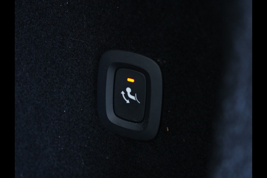 Volvo V60 2.0 B3 Business Pro 1E  EIG | LEDER | STUURWIEL VERW | STOELVERW | CARPLAY | CAMERA | TREKHAAK |