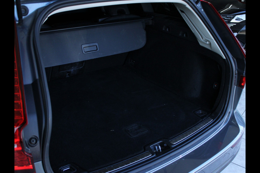 Volvo V60 2.0 B3 Business Pro 1E  EIG | LEDER | STUURWIEL VERW | STOELVERW | CARPLAY | CAMERA | TREKHAAK |