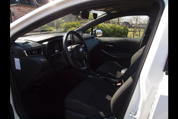 Toyota Corolla Touring Sports 1.8 Hybrid Business Intro | Camera | Head-up display | Cruise Control | Trekhaak |
