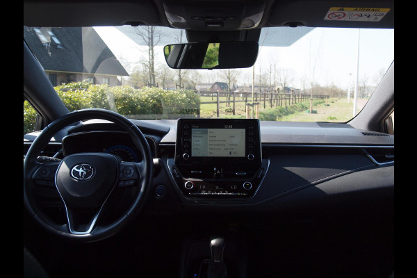 Toyota Corolla Touring Sports 1.8 Hybrid Business Intro | Camera | Head-up display | Cruise Control | Trekhaak |