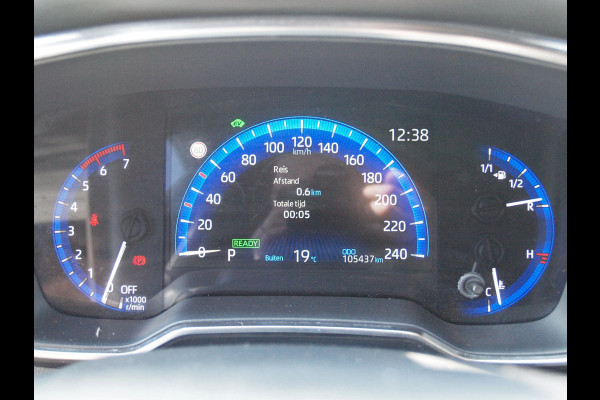 Toyota Corolla Touring Sports 1.8 Hybrid Business Intro | Camera | Head-up display | Cruise Control | Trekhaak |