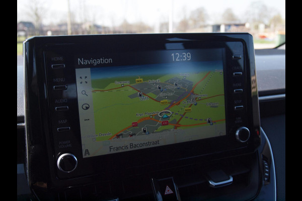 Toyota Corolla Touring Sports 1.8 Hybrid Business Intro | Camera | Head-up display | Cruise Control | Trekhaak |