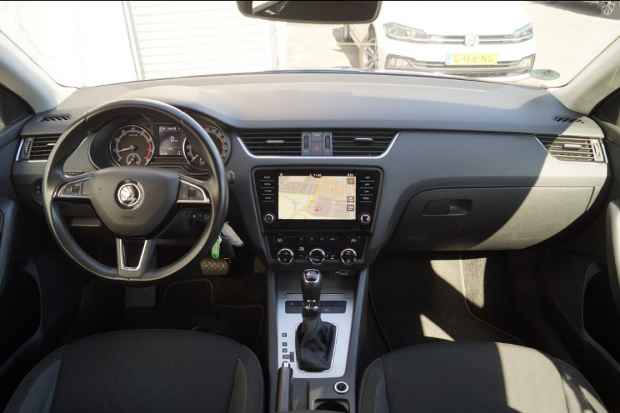 Škoda Octavia Combi 1.5 TSI 150pk DSG Business Edition -NAVI-ECC-