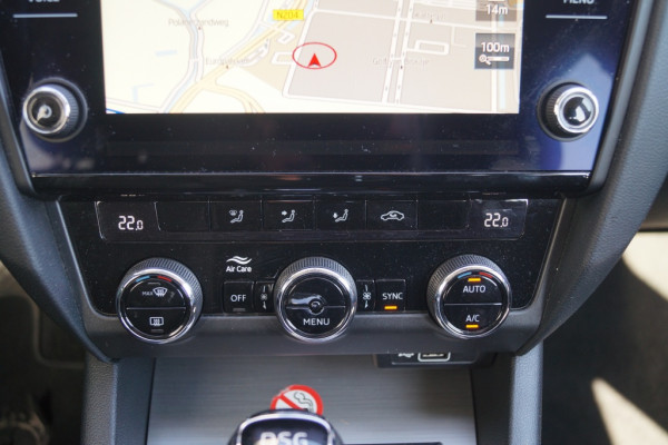 Škoda Octavia Combi 1.5 TSI 150pk DSG Business Edition -NAVI-ECC-