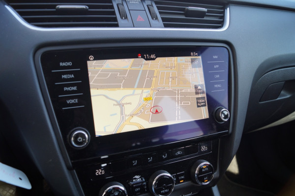 Škoda Octavia Combi 1.5 TSI 150pk DSG Business Edition -NAVI-ECC-