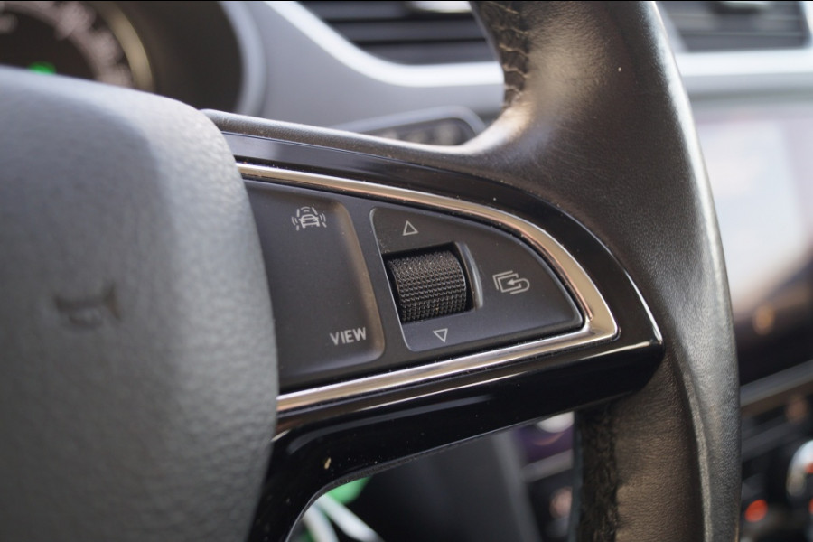Škoda Octavia Combi 1.5 TSI 150pk DSG Business Edition -NAVI-ECC-