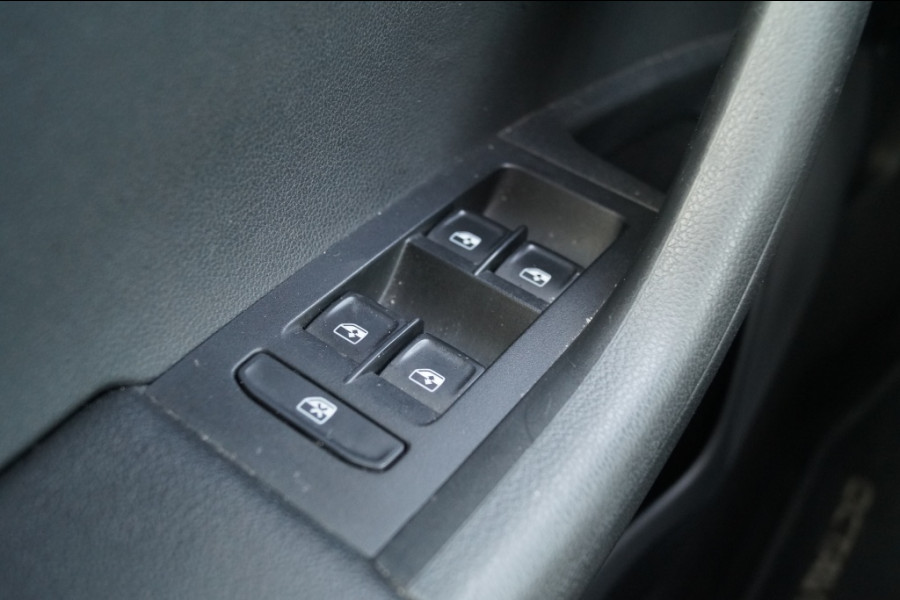 Škoda Octavia Combi 1.5 TSI 150pk DSG Business Edition -NAVI-ECC-