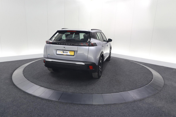 Peugeot e-2008 EV Allure 50 kWh | Camera | Adaptieve Cruise Control | Stoelverwarming | Navigatie
