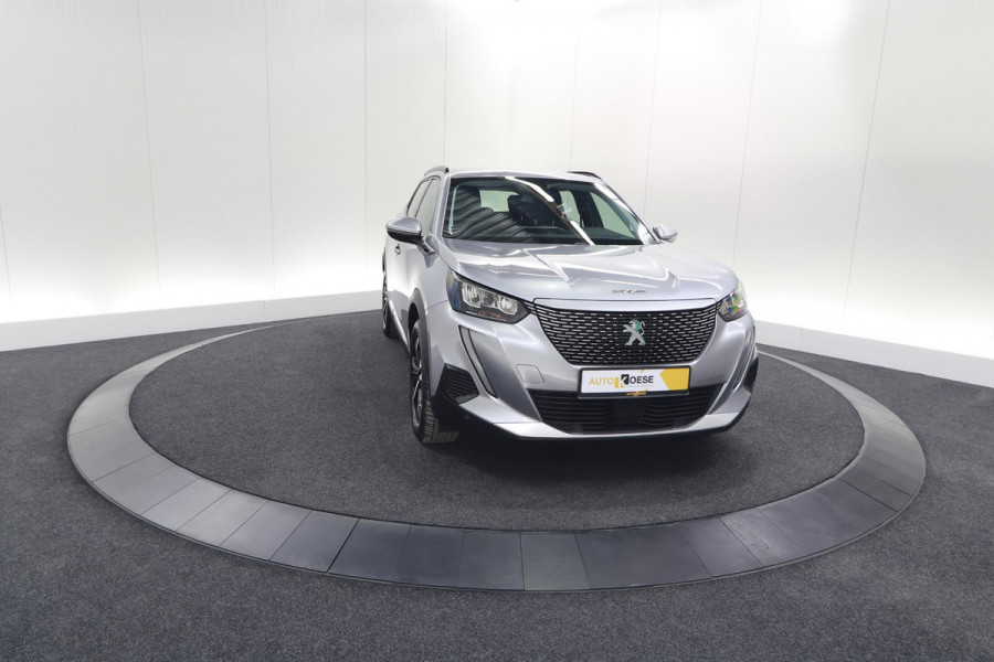 Peugeot e-2008 EV Allure 50 kWh | Camera | Adaptieve Cruise Control | Stoelverwarming | Navigatie