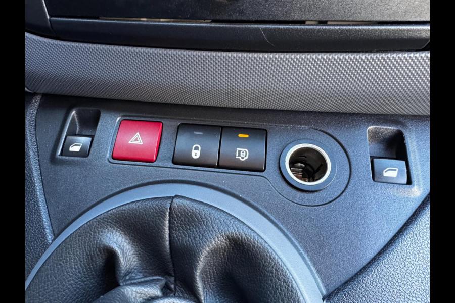 Peugeot Partner 120 1.6 BlueHDi L1 / Cruise Control / Airco / NED-Partner / C.V. met afstandsbediening + Elek. Pakket
