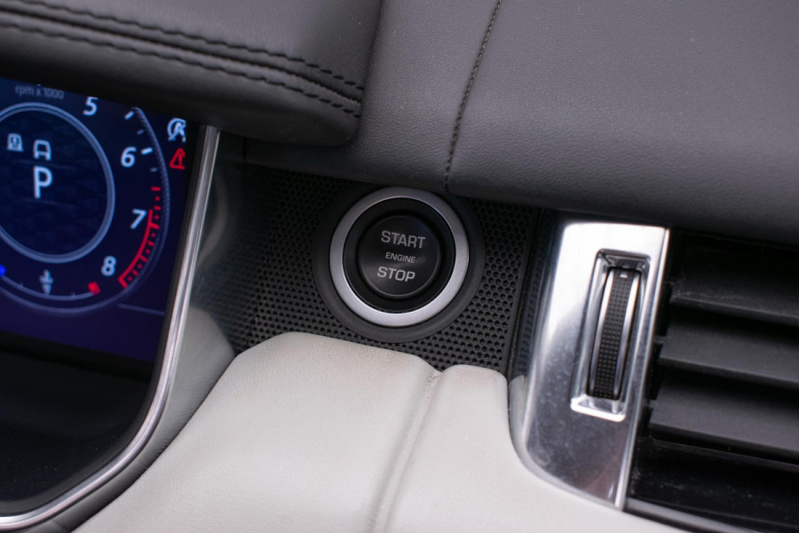 Land Rover Range Rover Sport P575 SVR Carbon Edition |Panorama|Ambient|Adaptive|DuoTone|