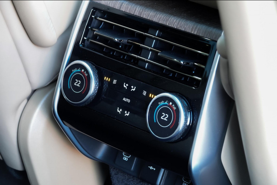 Land Rover Range Rover 3.0 P460e HSE PHEV *Meridian / Panorama / Surround-View / HUD / Stoelventilatie / Soft-Close*
