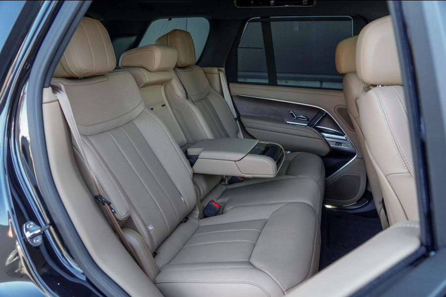 Land Rover Range Rover 3.0 P460e HSE PHEV *Meridian / Panorama / Surround-View / HUD / Stoelventilatie / Soft-Close*