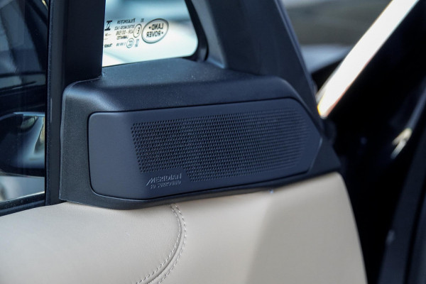 Land Rover Range Rover 3.0 P460e HSE PHEV *Meridian / Panorama / Surround-View / HUD / Stoelventilatie / Soft-Close*